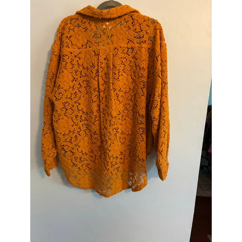 0245 ***BIBI*** NWT Size Small Mustard Colored Textured Long Sleeve Sweater - Picture 10 of 11
